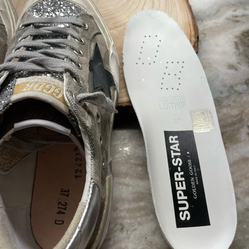 Golden Goose Superstars Sz 37 - Picture 6 of 7